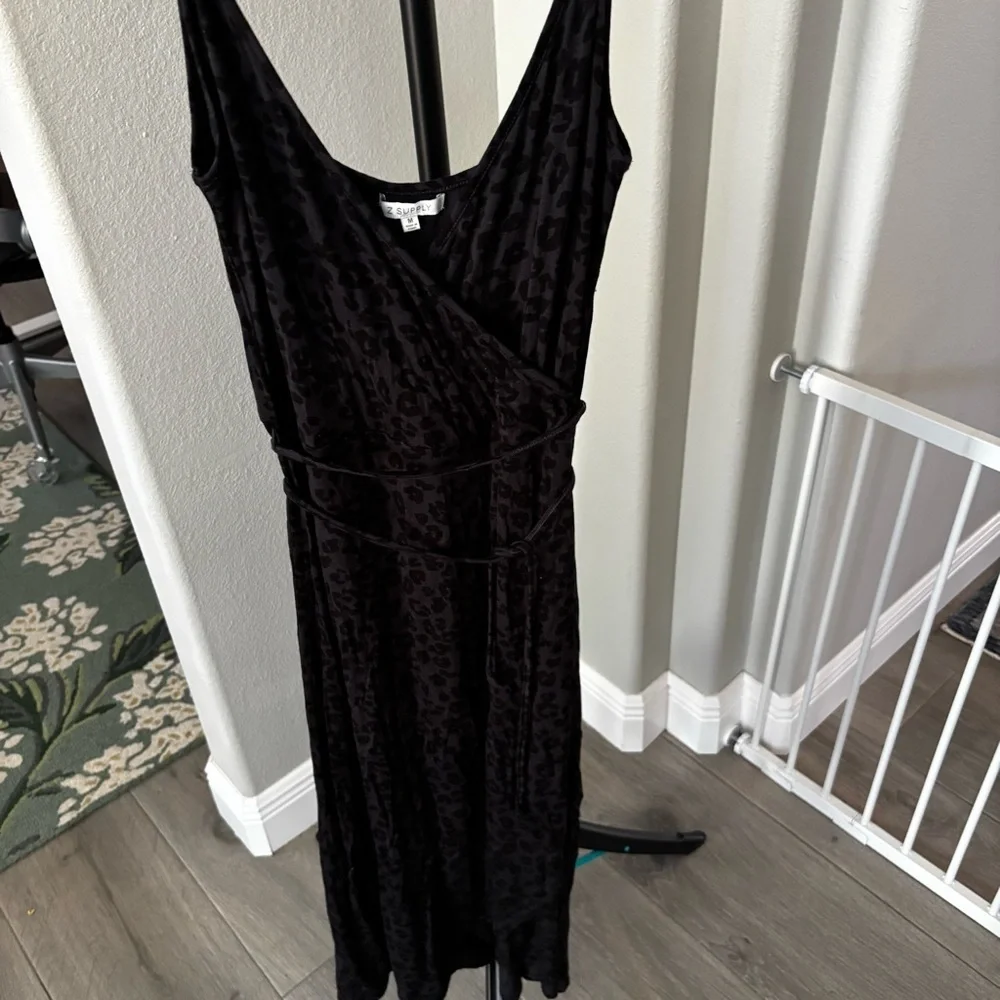 Z Supply Black Leopard Midi Dress - Picture 2 of 8
